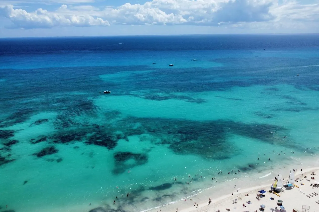 Volta 212 Hotel Playa del Carmen Mexikó